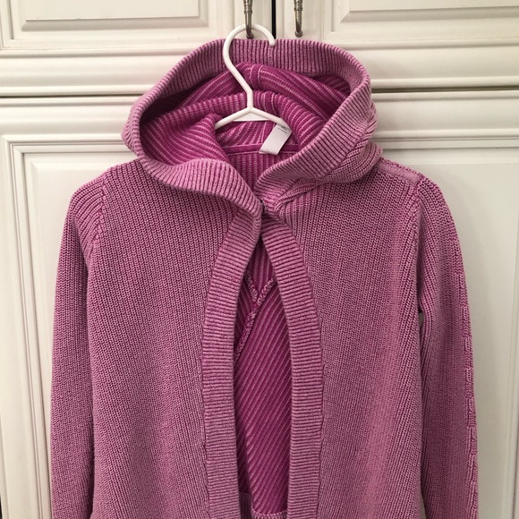 Ivivva by Lululemon girl’s hooded sweater - Picture 2 of 13